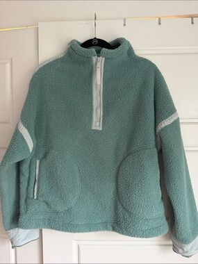 Sherpa Half-Zip Puffer Pullover Jacket in Sage Green